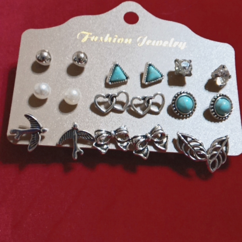 New 9 pairs stud earrings